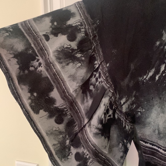 Conditions Apply loose fit crepe tie dye blouse. - Picture 2 of 6